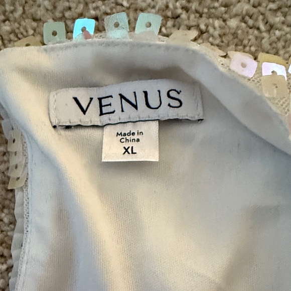 Venus Iridescent Sequin Crop Top - Picture 5 of 7